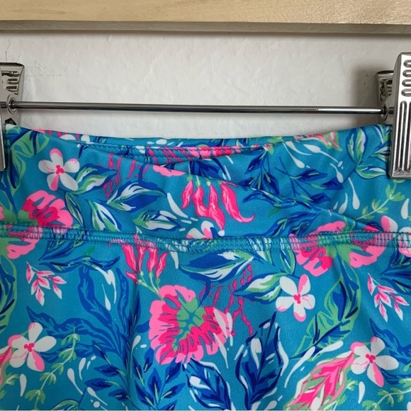 Tommy Bahama Active Floral Skort Little Girl’s 4T Blue Tropical Stretch - Picture 3 of 9